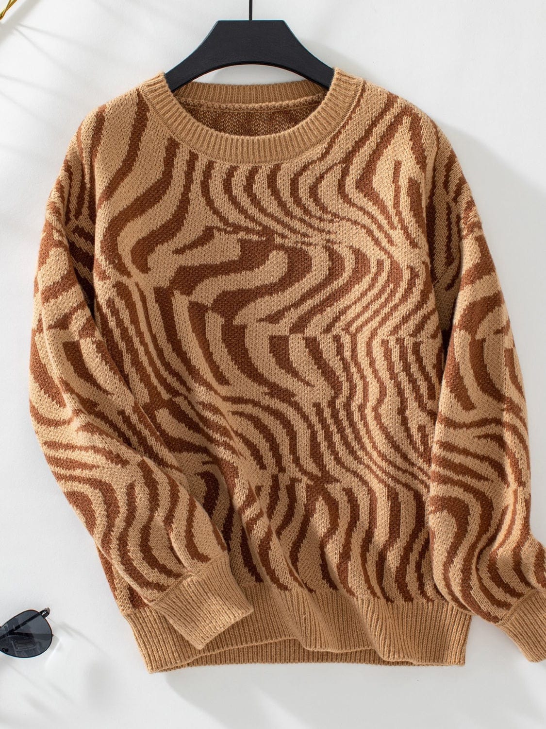 Geometric Round Neck Long Sleeve Sweater - Trendsi