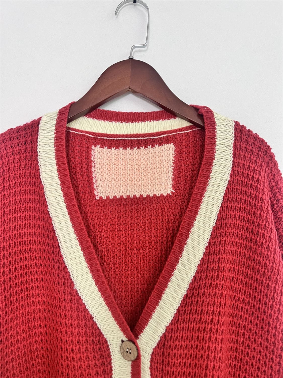 Pocketed Contrast V-Neck Long Sleeve Cardigan - Trendsi