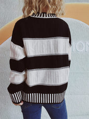 Contrast Round Neck Long Sleeve Sweater - Trendsi