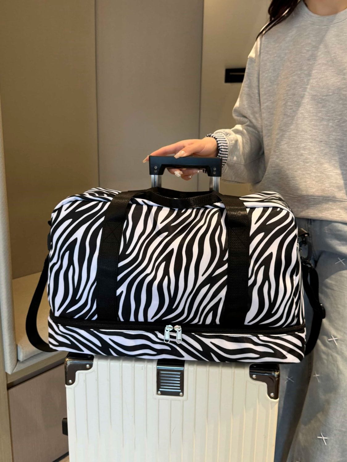 Oxford Cloth Leopard Travel Bag - Trendsi