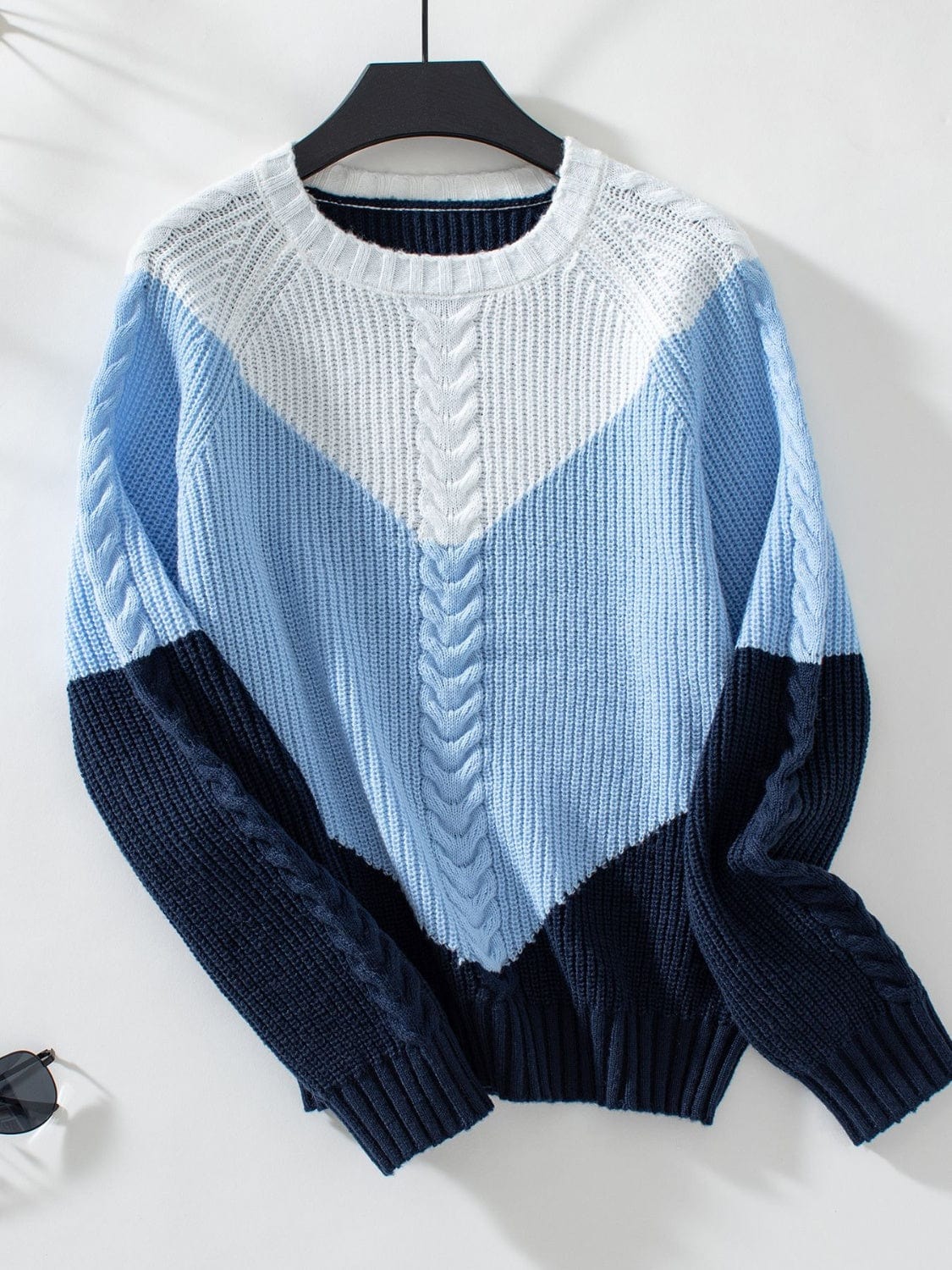 Color Block Round Neck Long Sleeve Sweater - Trendsi