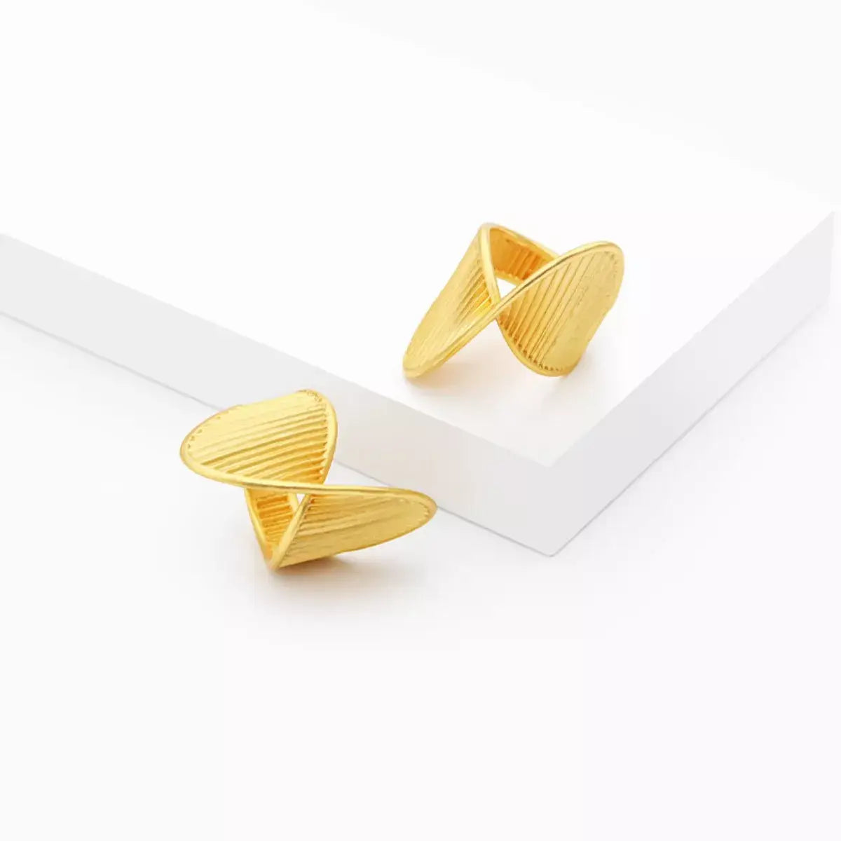Irregular Twisted Texture Ring - Trendsi - Flyclothing LLC