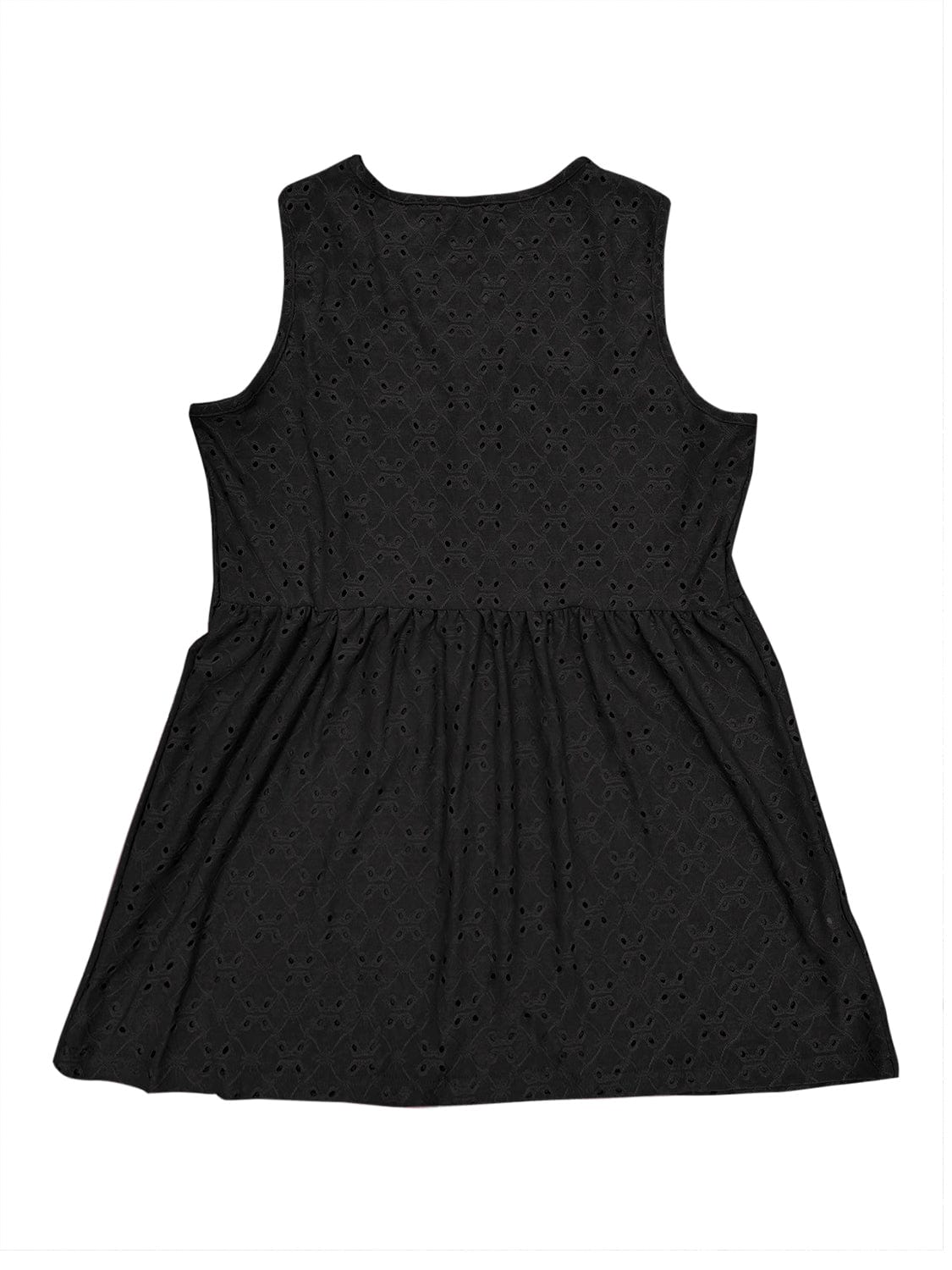 Full Size Eyelet Button Up V-Neck Tank - Trendsi