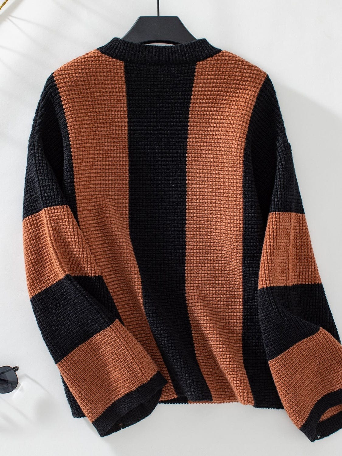 Color Block Round Neck Long Sleeve Sweater - Trendsi