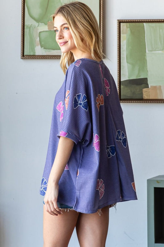 HOPELY Bow Print Waffle Side Slit T-Shirt - Trendsi