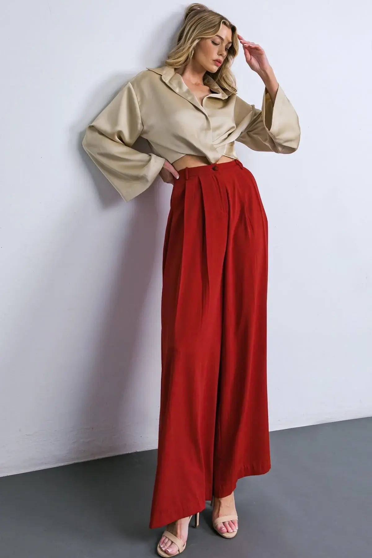 POWERFUL CHARM WOVEN SATIN TOP - Flying Tomato - Flyclothing LLC