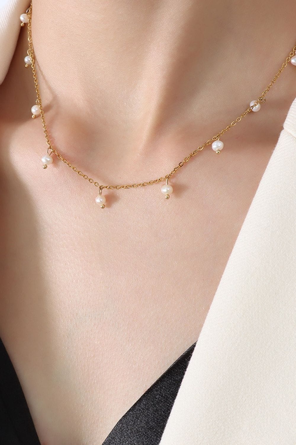 18K Gold-Plated Titanium Steel Pearl Necklace - Trendsi