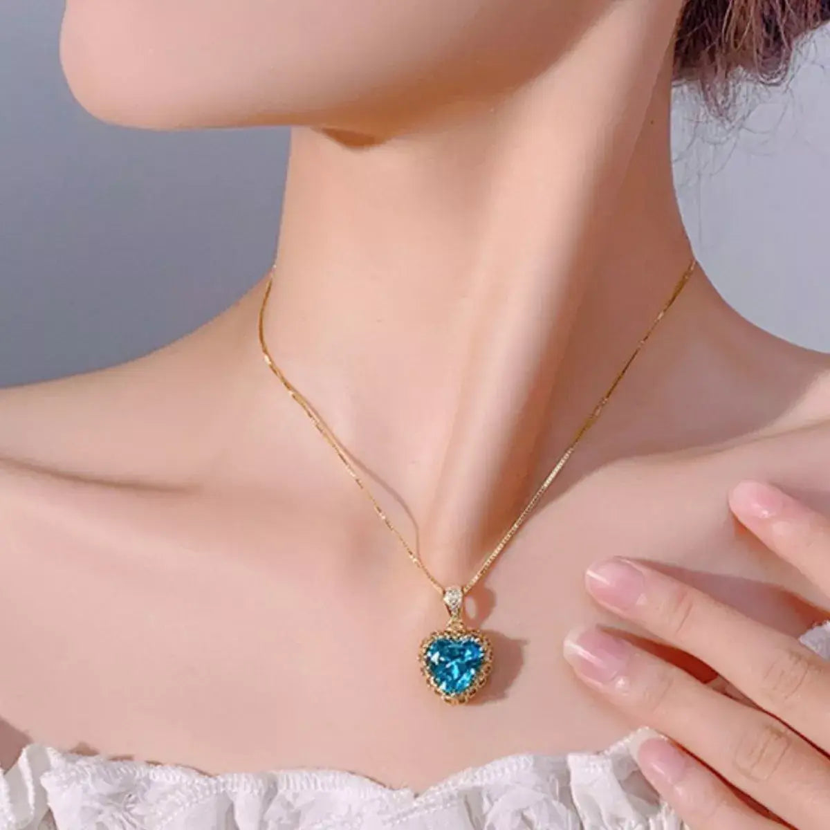 Heart-Shaped Aquamarine Pendant Necklace - Trendsi - Flyclothing LLC