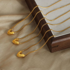 Gold-Plated Heart Pendant Necklace - Trendsi