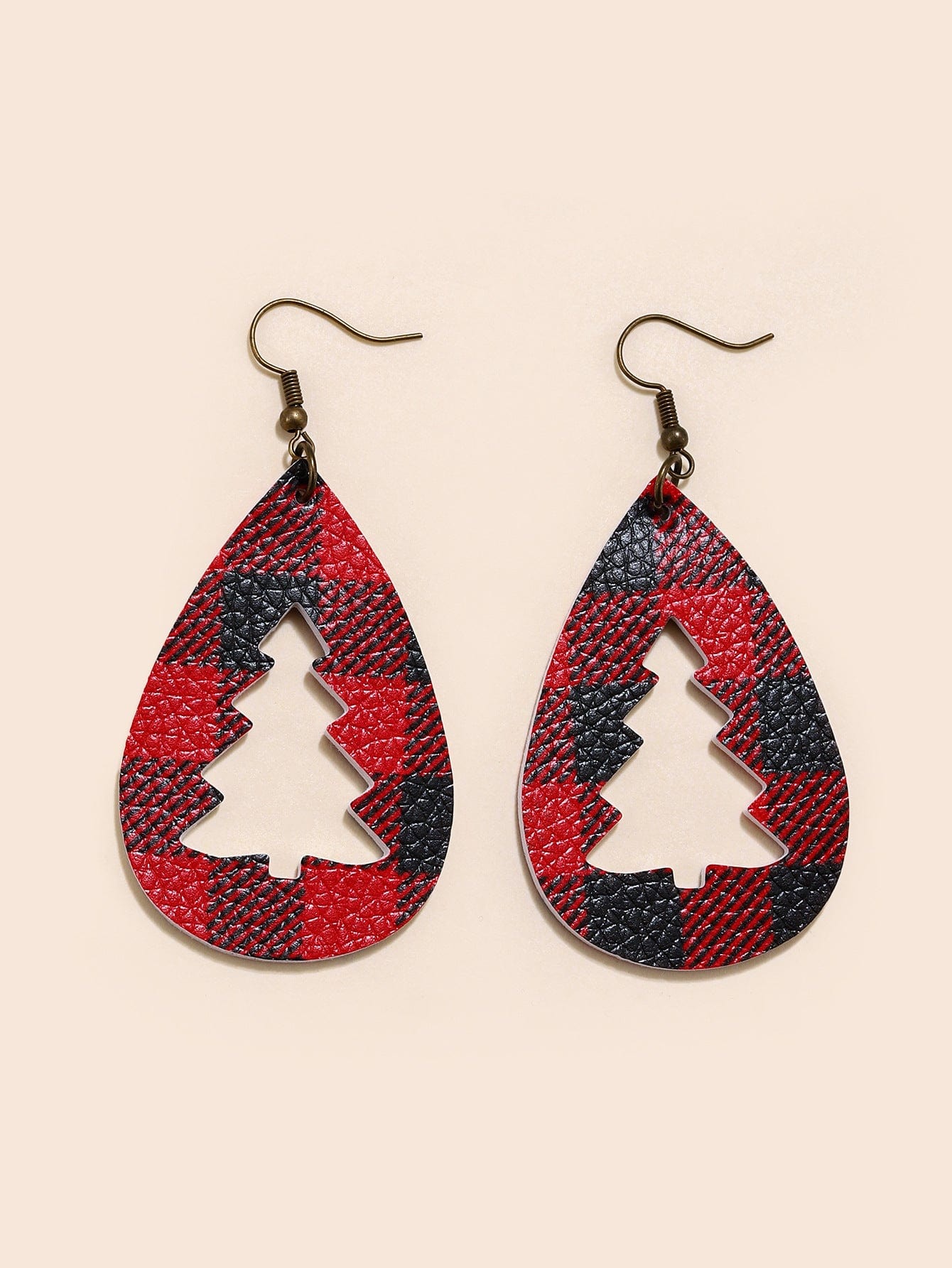 PU Leather Cutout Christmas Tree Earrings - Trendsi