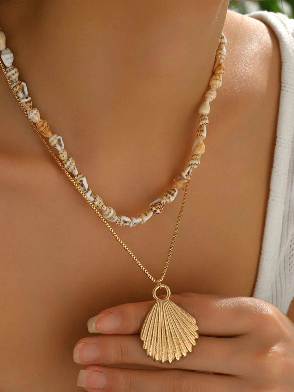 18K Gold-Plated Shell Layered Shell Pendant Necklace - Trendsi - Flyclothing LLC