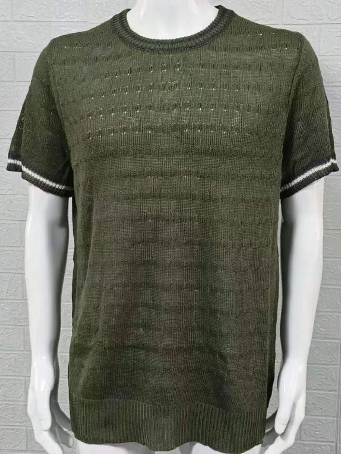 Men's Plus Size Texture Round Neck Contrast Trim T-Shirt - Trendsi - Flyclothing LLC