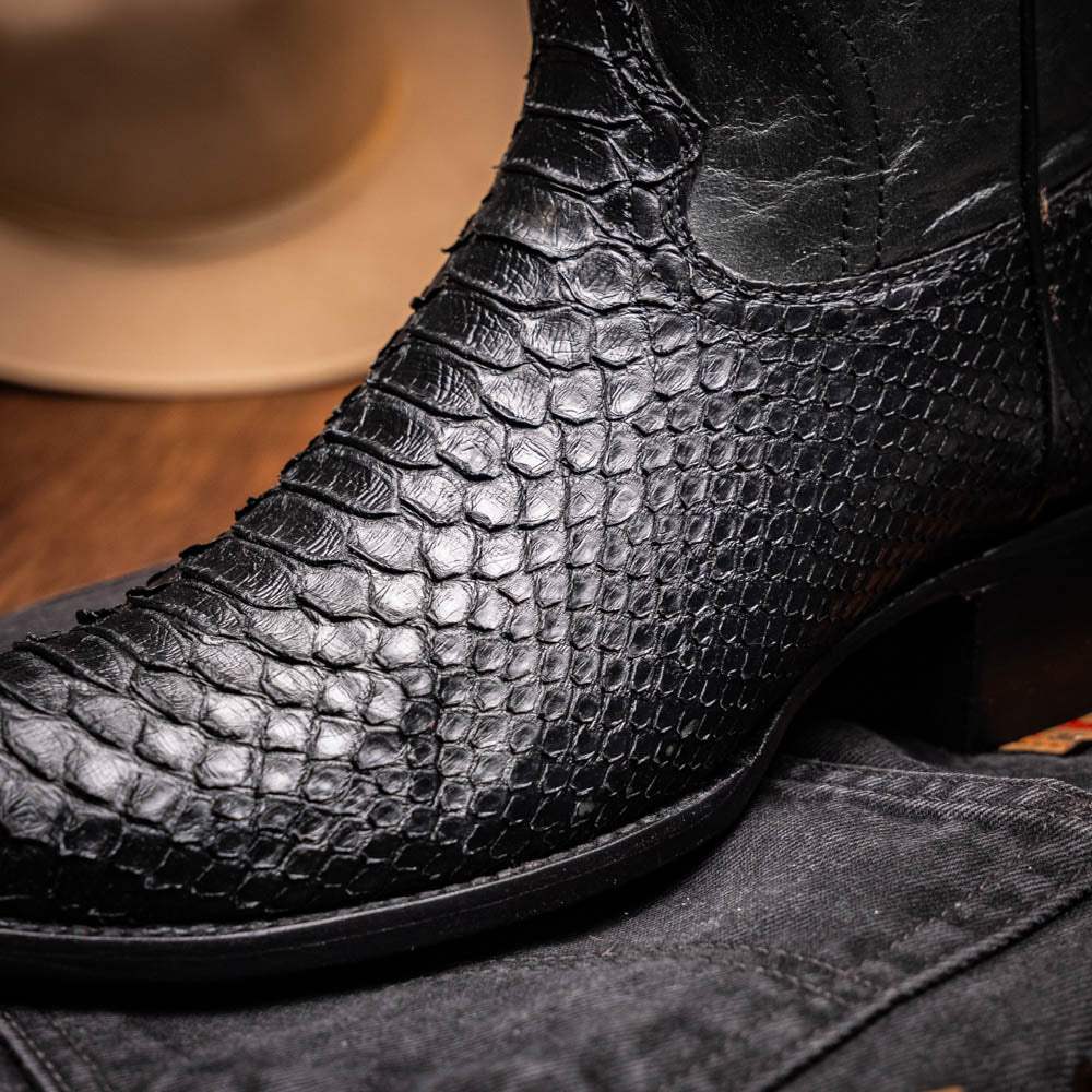 Kansas Black - Marco Di Milano - Flyclothing LLC