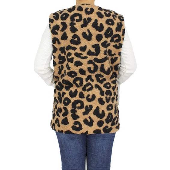 Leopard Pattern Animal Printed Sherpa Pocket Vest Shawl - Madeline Love - Flyclothing LLC