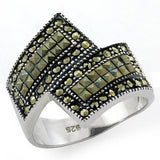LOAS1100 - Antique Tone 925 Sterling Silver Ring with Semi-Precious Marcasite in Jet - Alamode