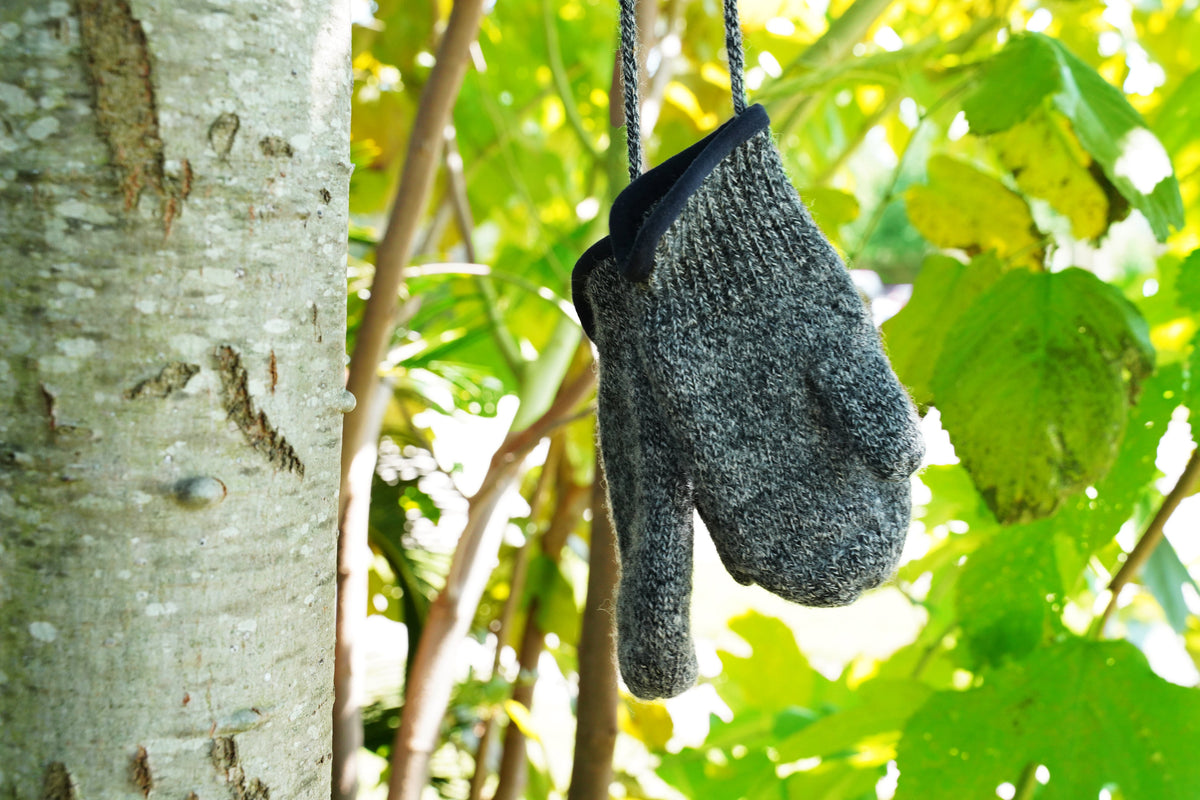 tittimitti® 100% Virgin Wool Baby, Toddler & Kids’ Mittens with Thumb & String - tittimitti - Flyclothing LLC
