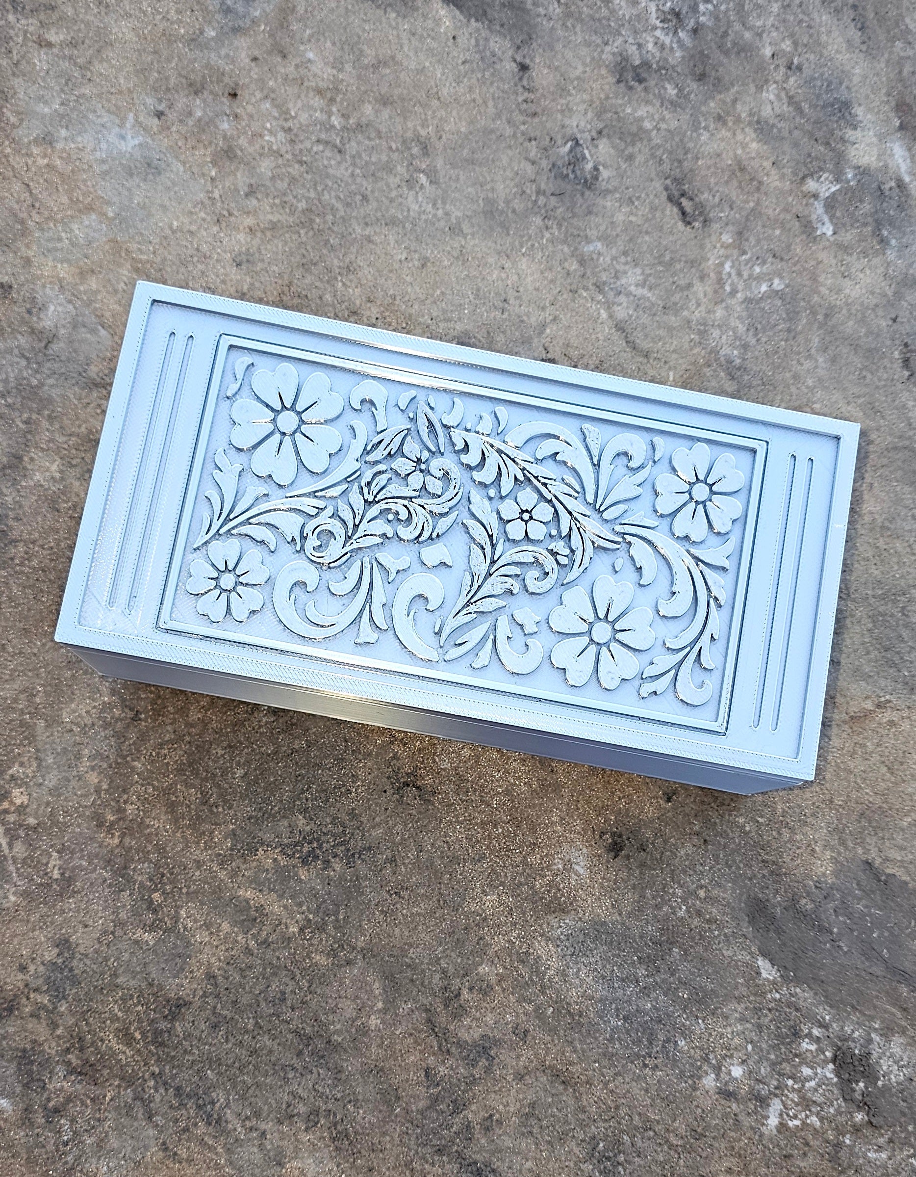 3d Print Silver Tooled Horse Trinket Gift Box with free horse keychain