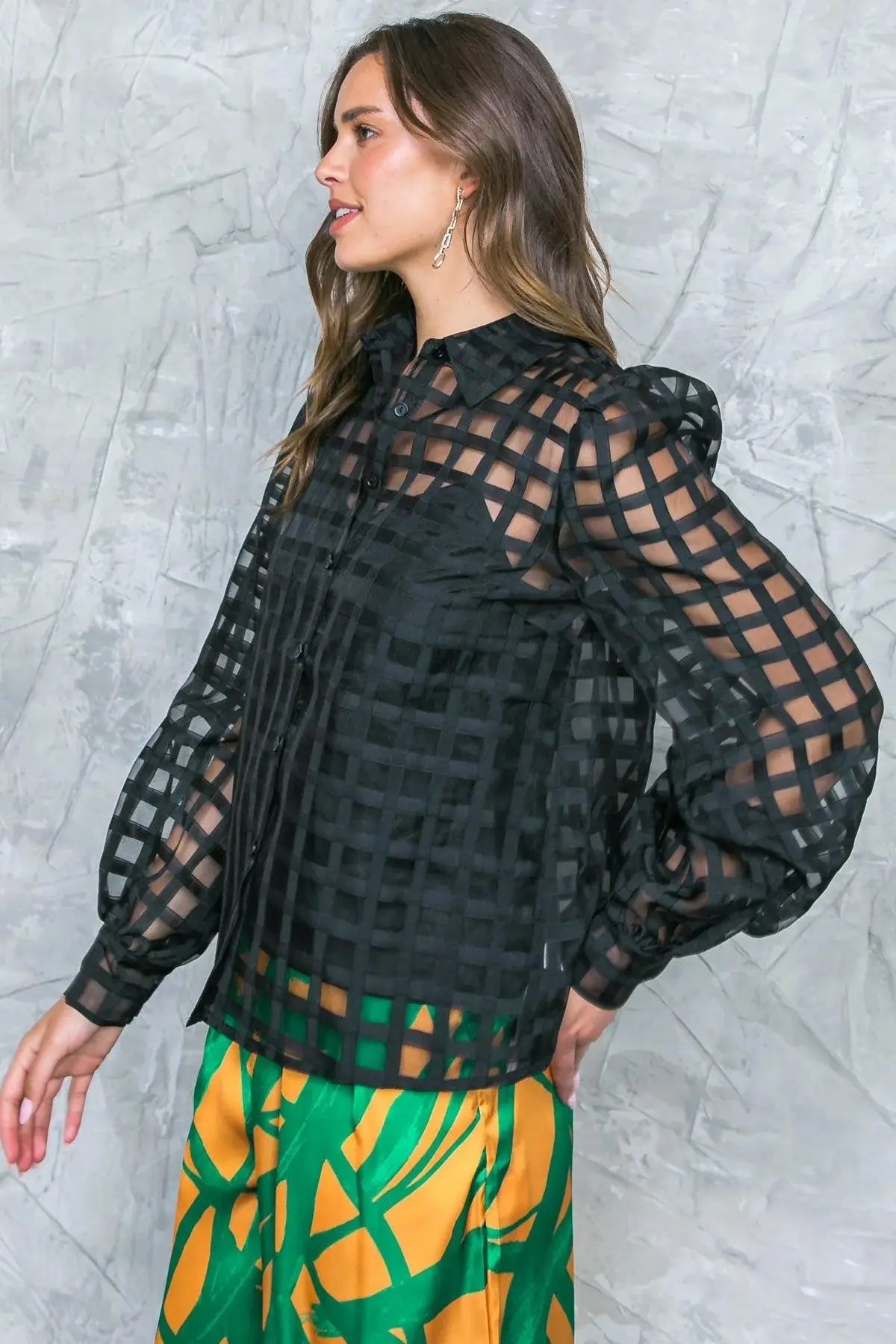FLUTTERING ON WOVEN TOP - Flying Tomato - Flyclothing LLC