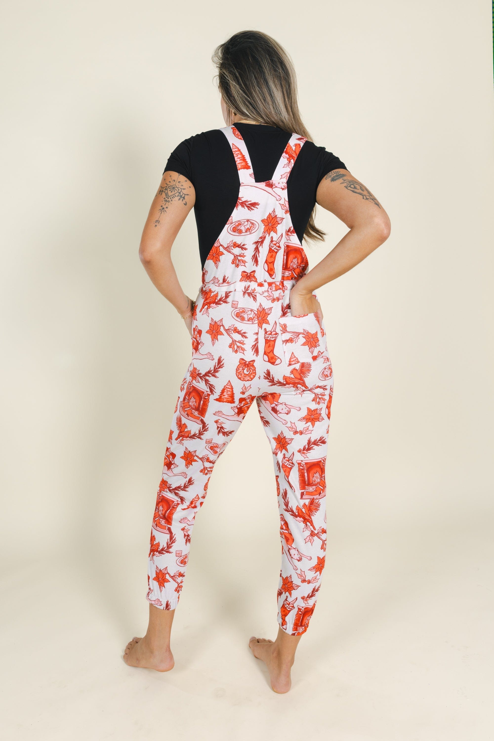 The Santa Slays | Christmas Toile Women's Pajamaralls® - Shinesty