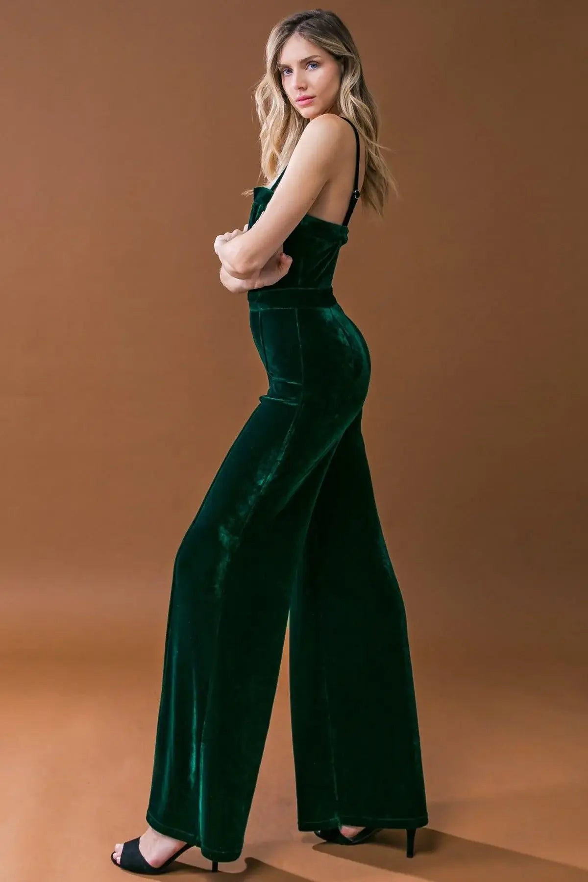 BLOW A KISS VELVET JUMPSUIT - Flying Tomato - Flyclothing LLC