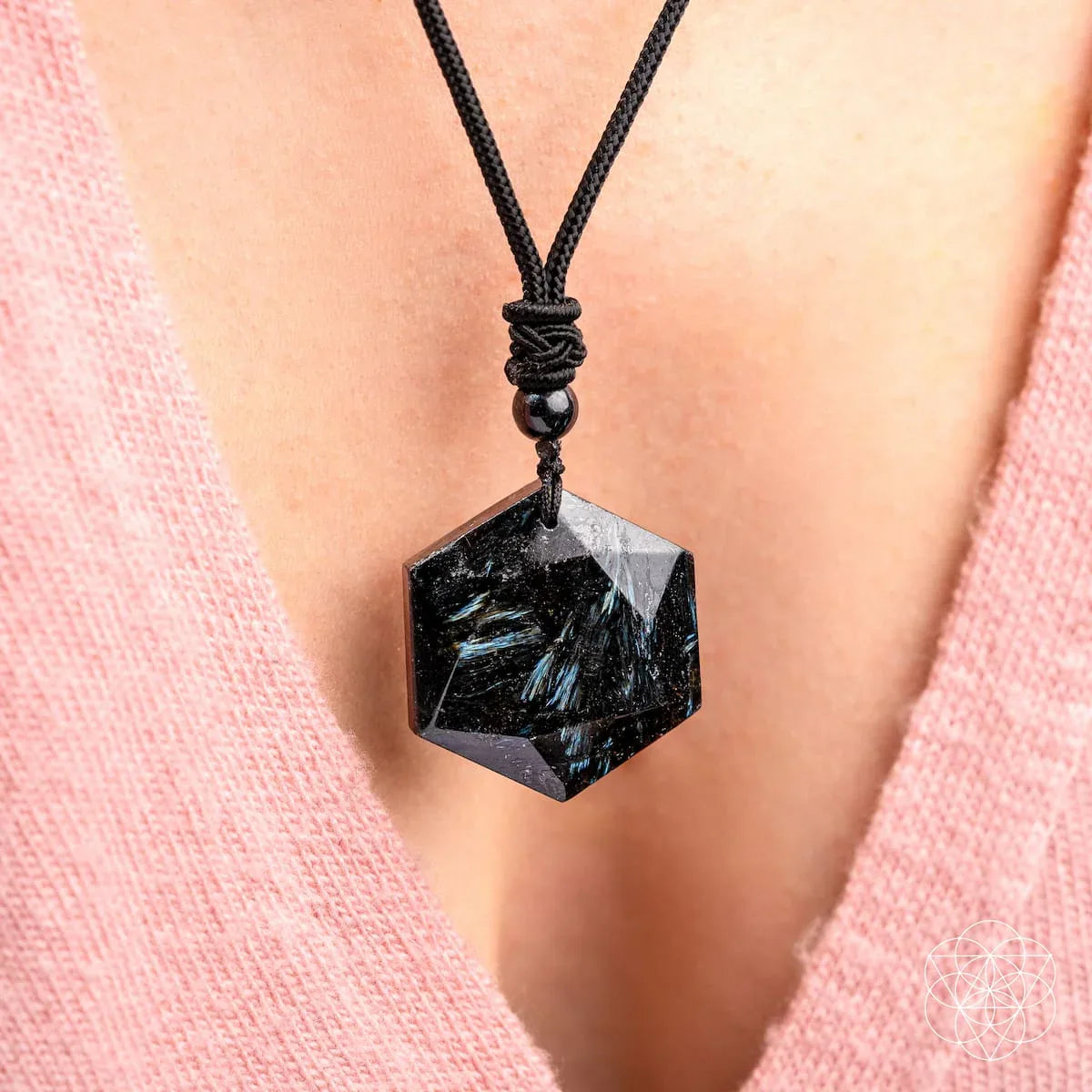 The Arfvedsonite Deep Healing Pendant - Conscious Items - Flyclothing LLC