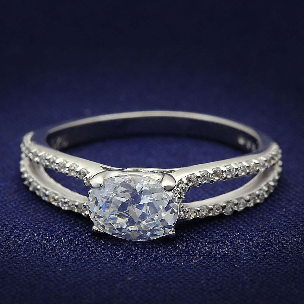 TS029 - Rhodium 925 Sterling Silver Ring with AAA Grade CZ  in Clear - Alamode