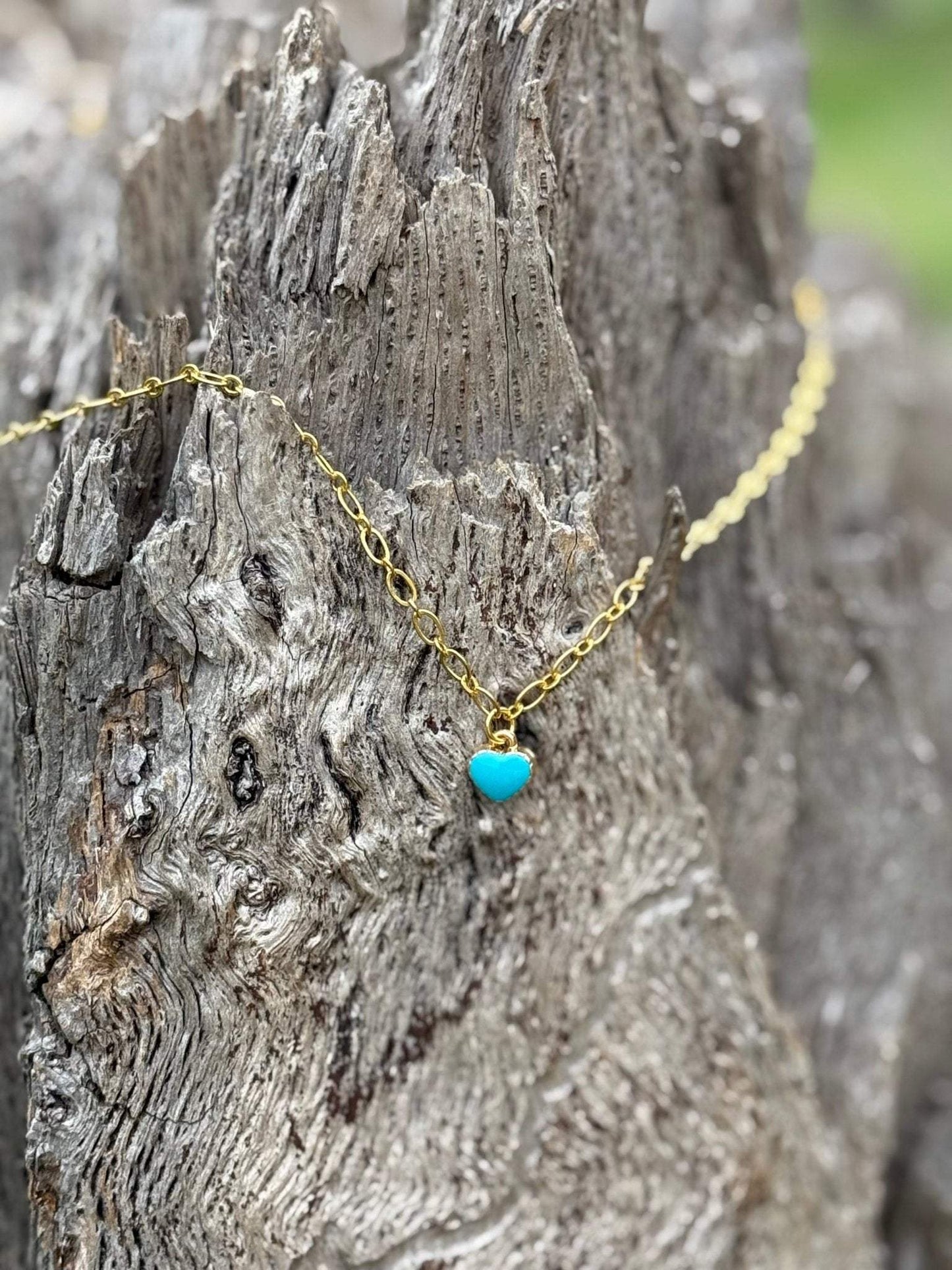 Turquoise Heart Gold Chain Necklace - Wild Junkie - Flyclothing LLC