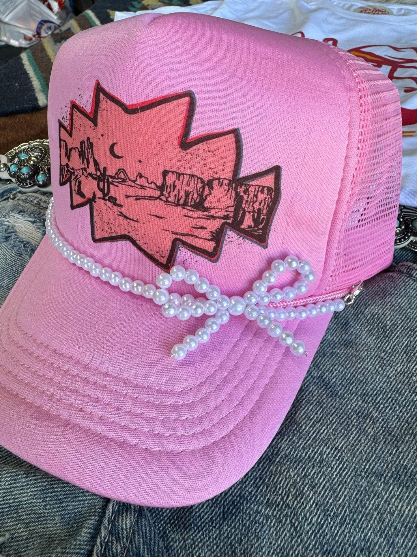 White Pearl Bow Trucker Hat Chain - Wild Junkie - Flyclothing LLC