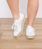 Yaras Sneakers in White - Naughty Monkey
