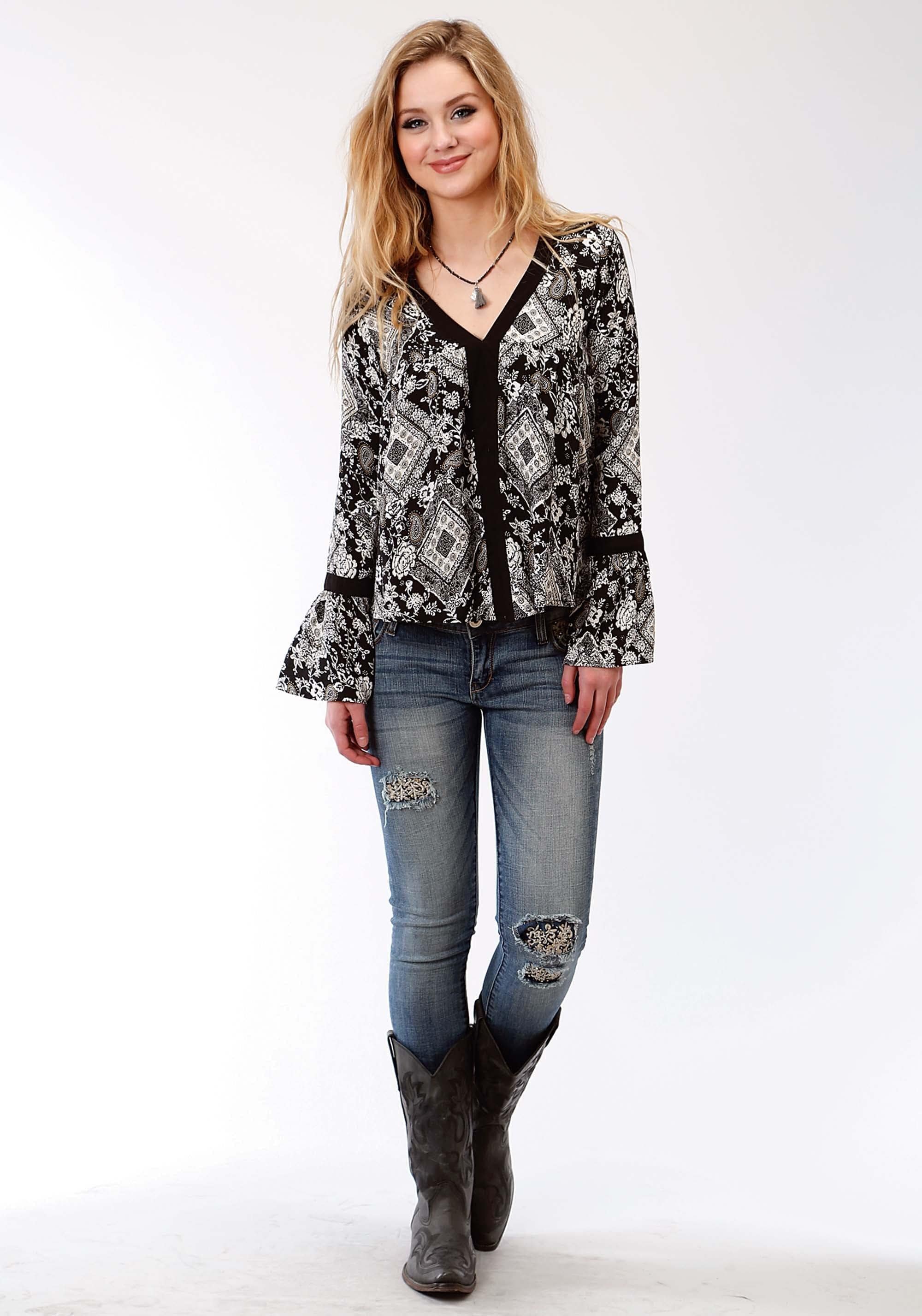 Roper Womens Black And White Diamond Floral Print Long Sleeve Western Shirt - Roper
