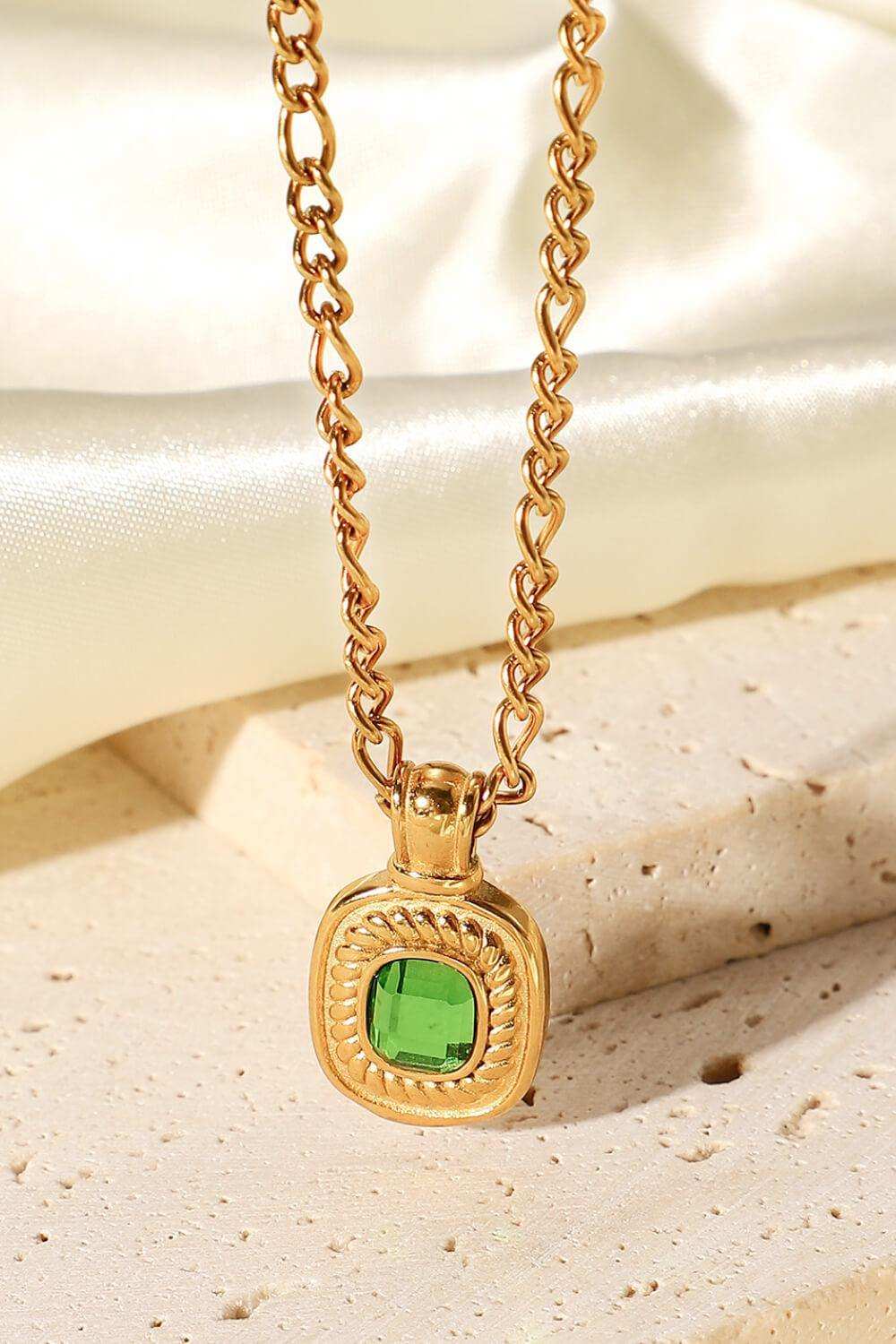 18K Gold Plated Inlaid Rhinestone Pendant Necklace - Trendsi - Flyclothing LLC