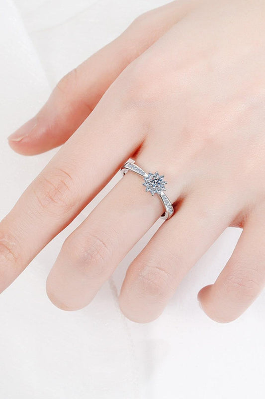 Moissanite Rhodium-Plated Snowflake Ring - Trendsi