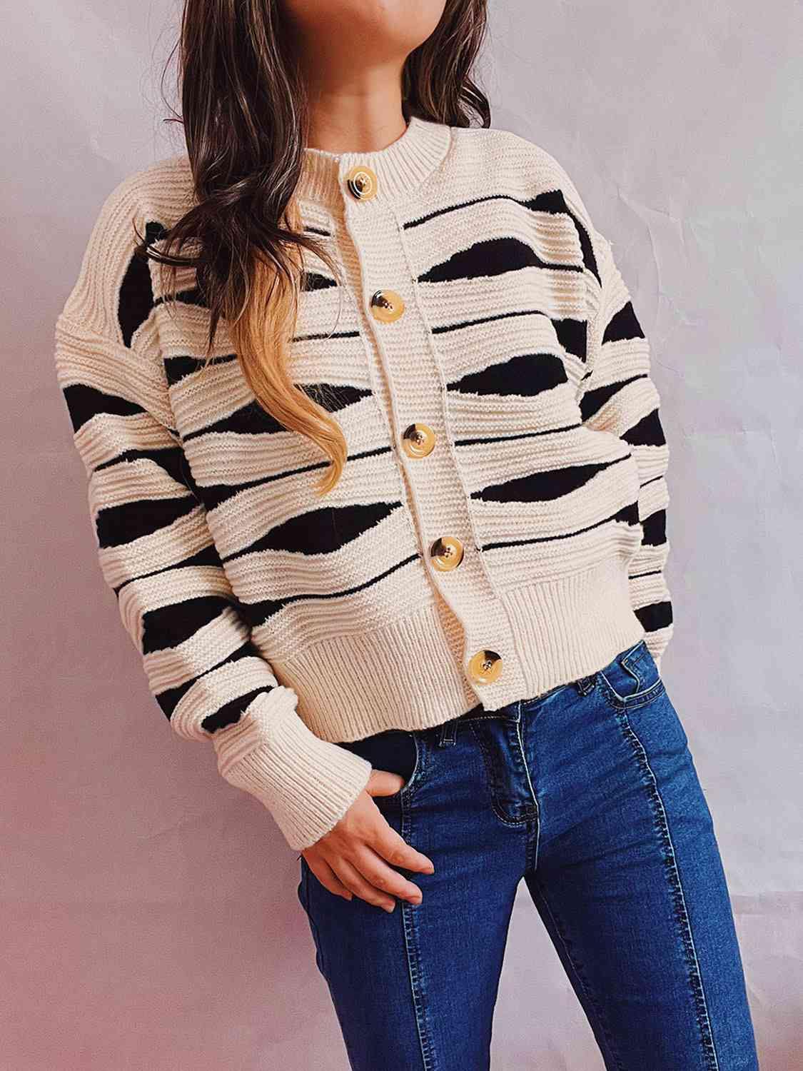 Color Block Button Front Cardigan - Trendsi