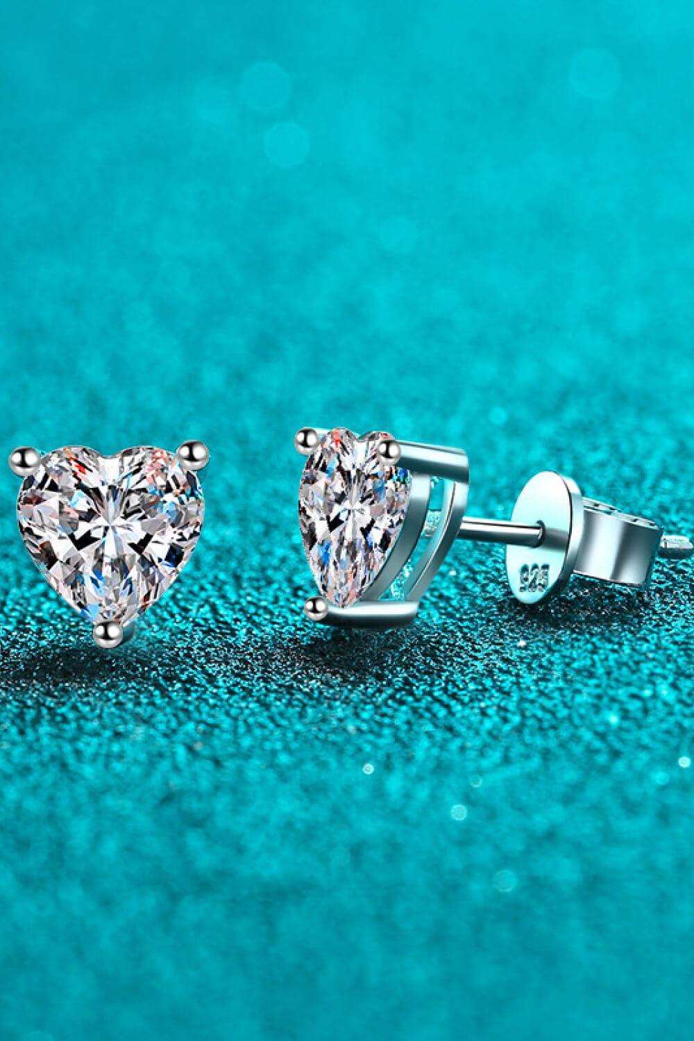 2 Carat Moissanite Heart-Shaped Stud Earrings - Trendsi - Flyclothing LLC