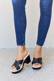 Weeboo Cherish The Moments Contrast Platform Sandals in Black - Trendsi - Flyclothing LLC