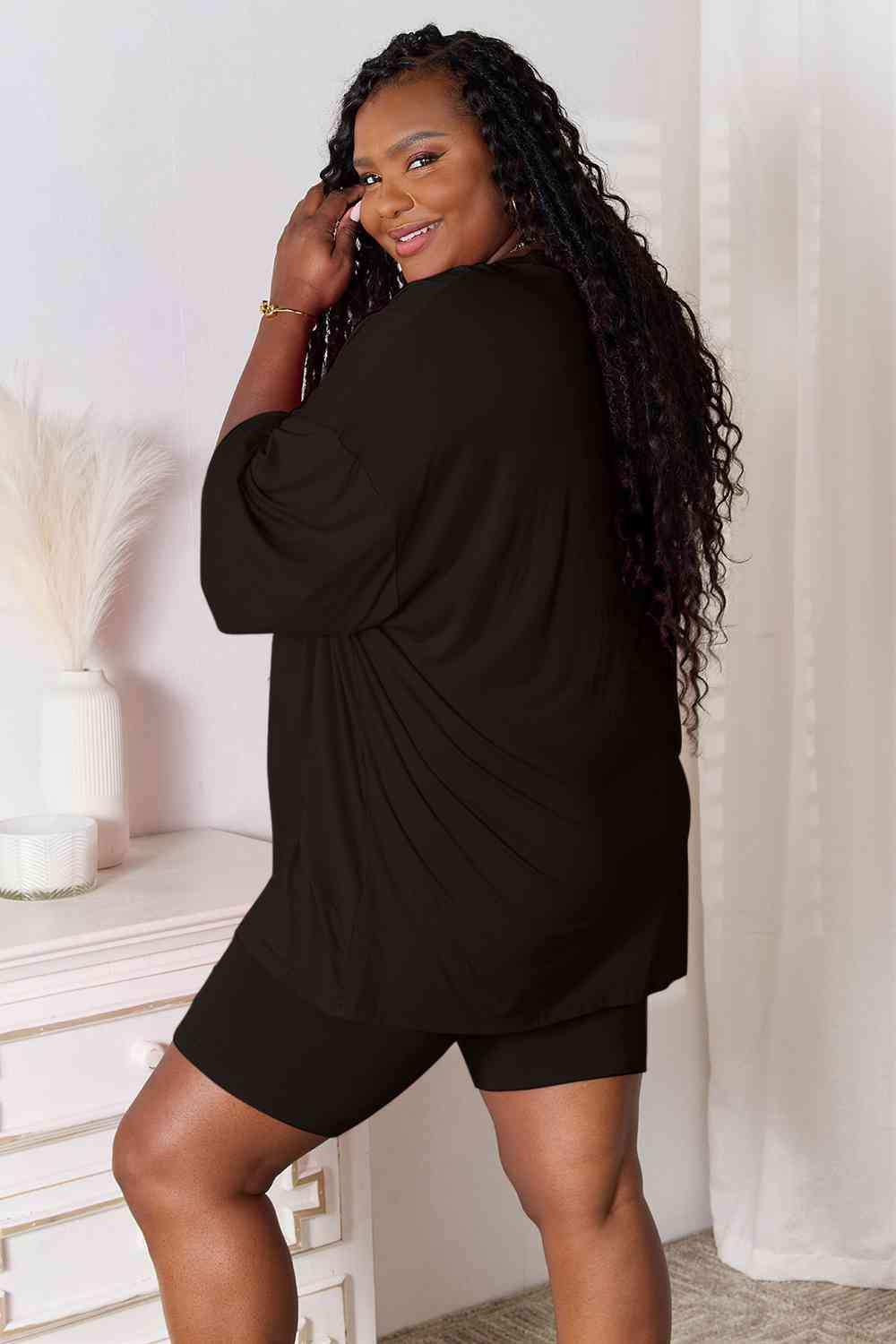 Basic Bae Full Size Soft Rayon Three-Quarter Sleeve Top and Shorts Set - Trendsi - Flyclothing LLC
