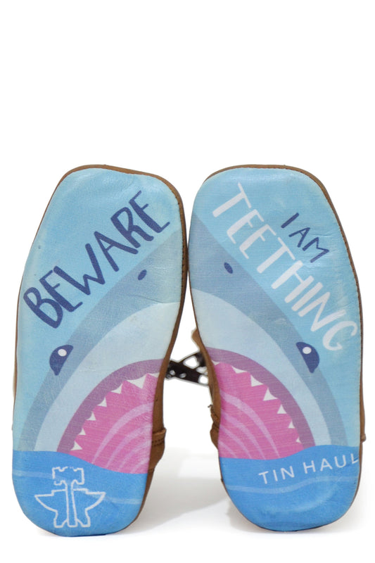 Tin Haul INFANT GIRLS SHARKY WITH BEWARE IM TEETHING SOLE