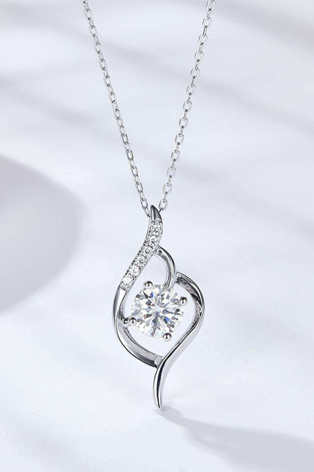 Platinum-Plated 1 Carat Moissanite Pendant Necklace - Trendsi - Flyclothing LLC