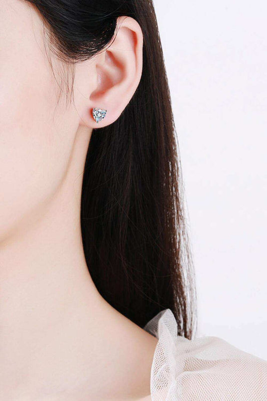2 Carat Moissanite Heart-Shaped Stud Earrings - Trendsi - Flyclothing LLC