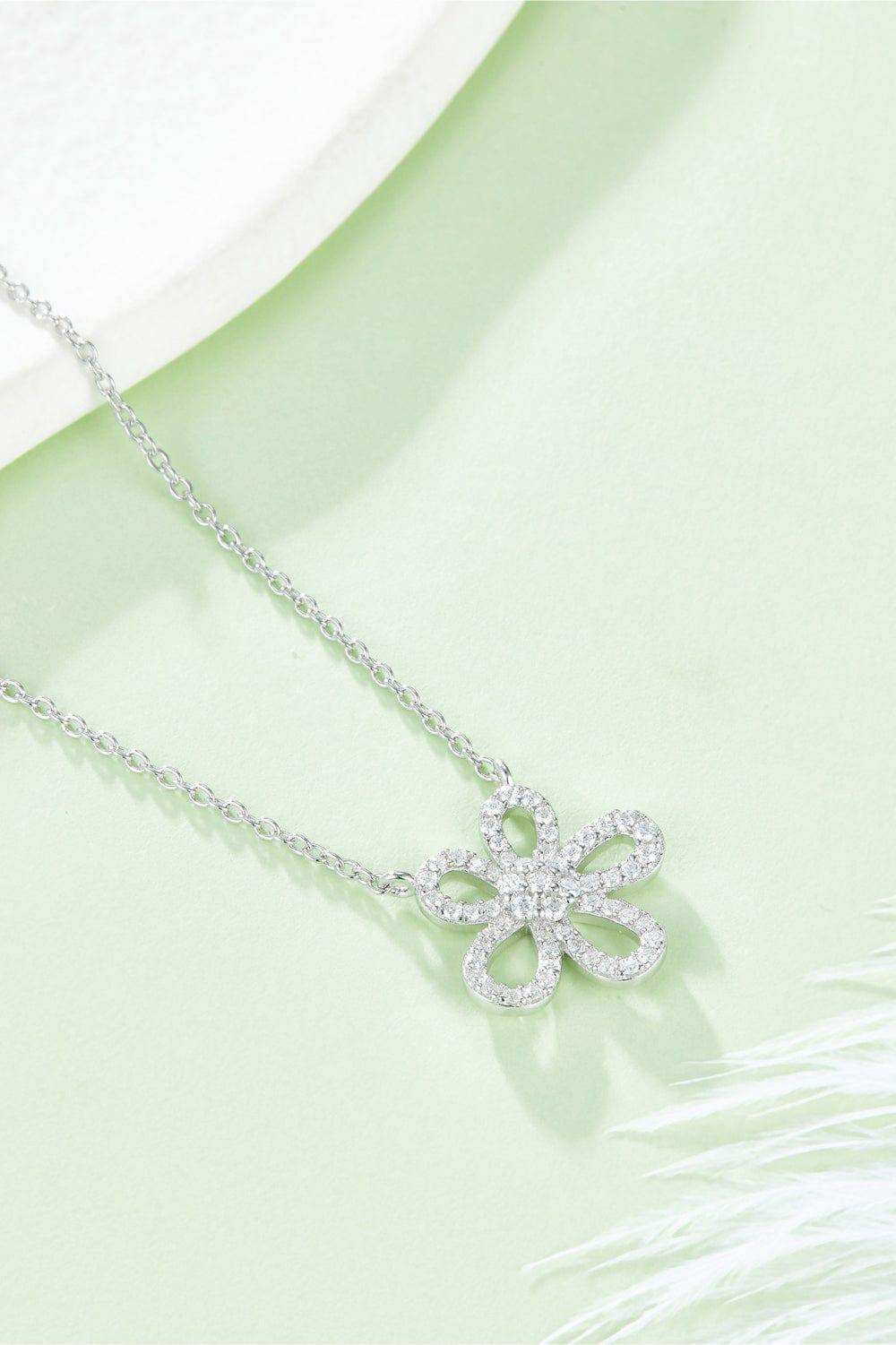 Moissanite Flower Pendant 925 Sterling Silver Necklace - Trendsi - Flyclothing LLC