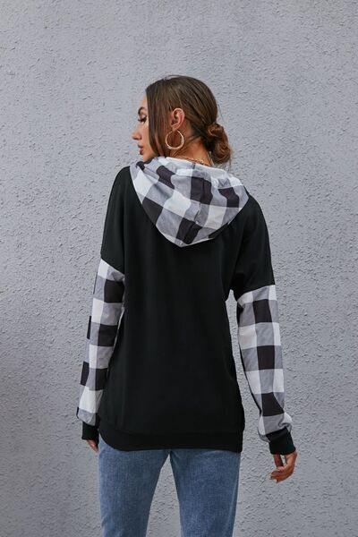 Plaid Drawstring Dropped Shoulder Hoodie - Trendsi