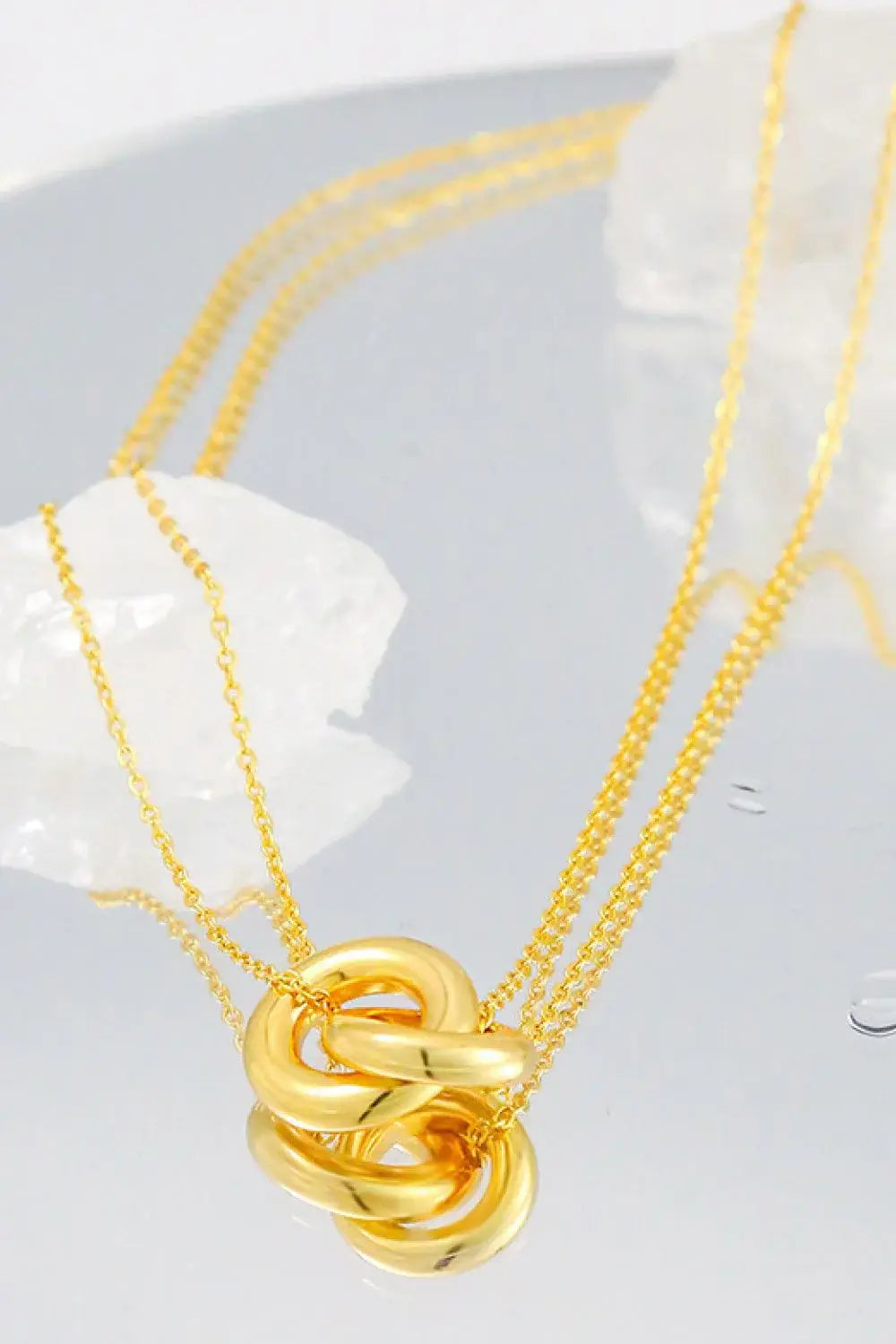 Linked Ring Pendant Chain Necklace - Trendsi - Flyclothing LLC