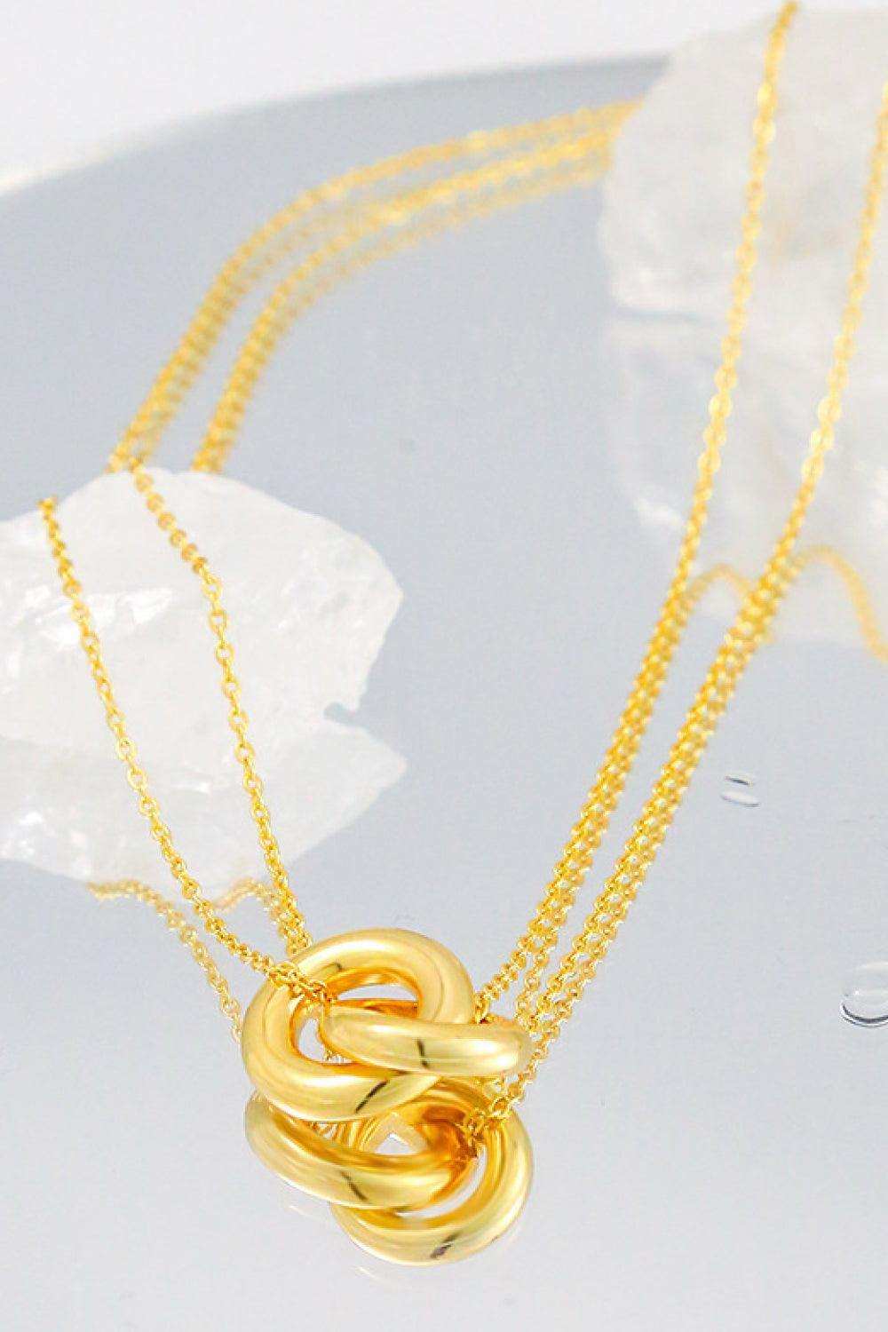Linked Ring Pendant Chain Necklace - Trendsi - Flyclothing LLC
