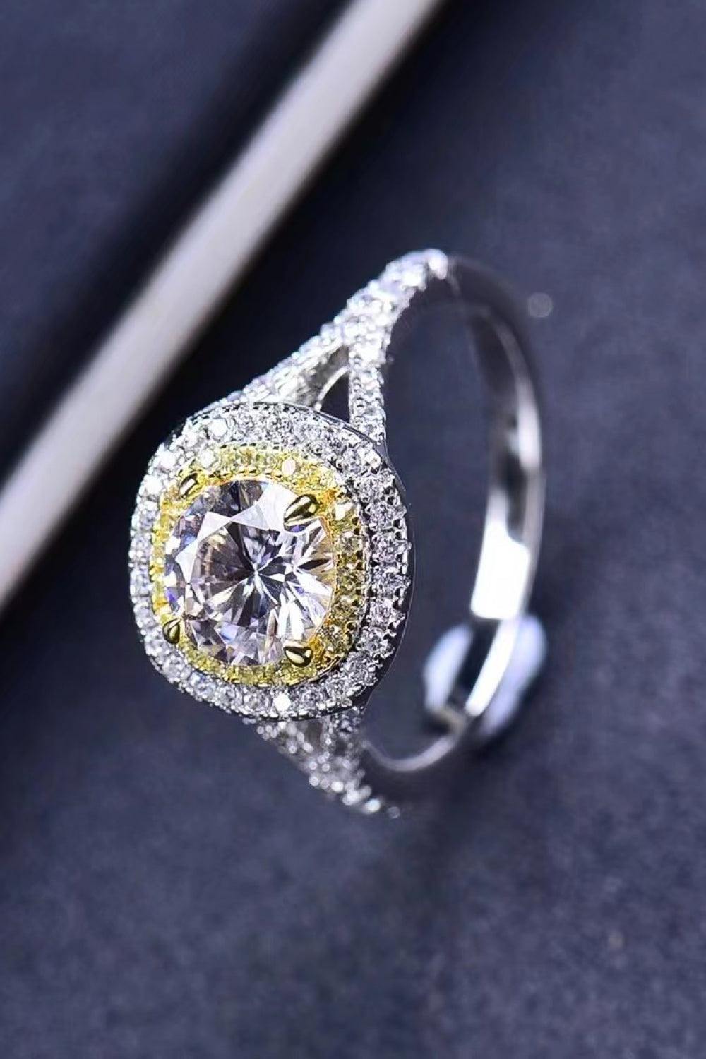 Two-Tone Moissanite Ring - Trendsi