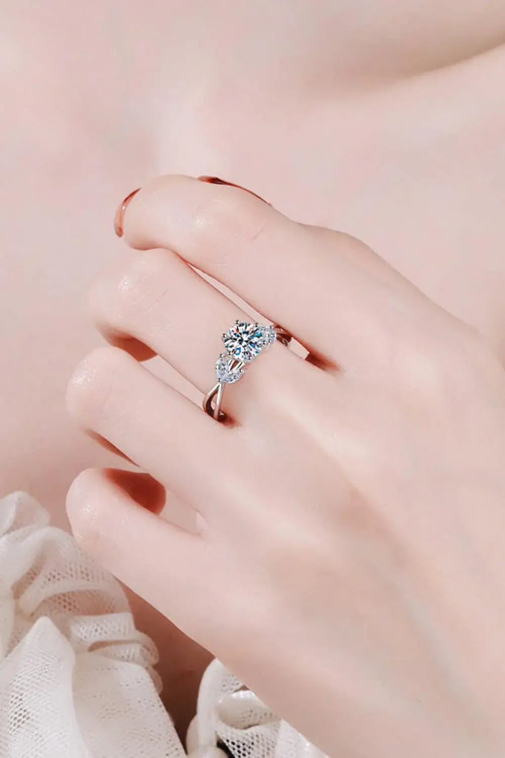 Come With Me 1 Carat Moissanite Ring - Trendsi - Flyclothing LLC