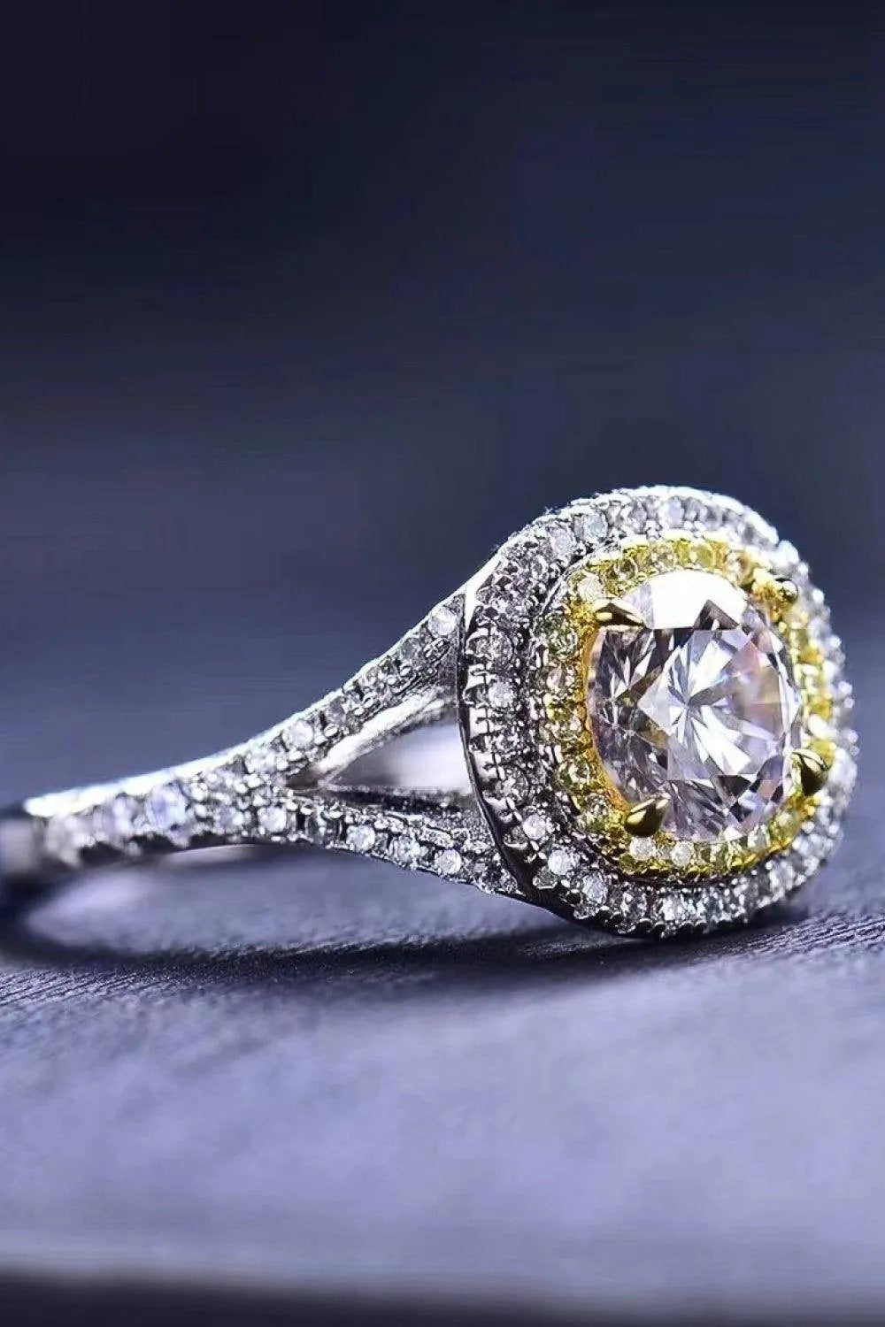 Two-Tone Moissanite Ring - Trendsi