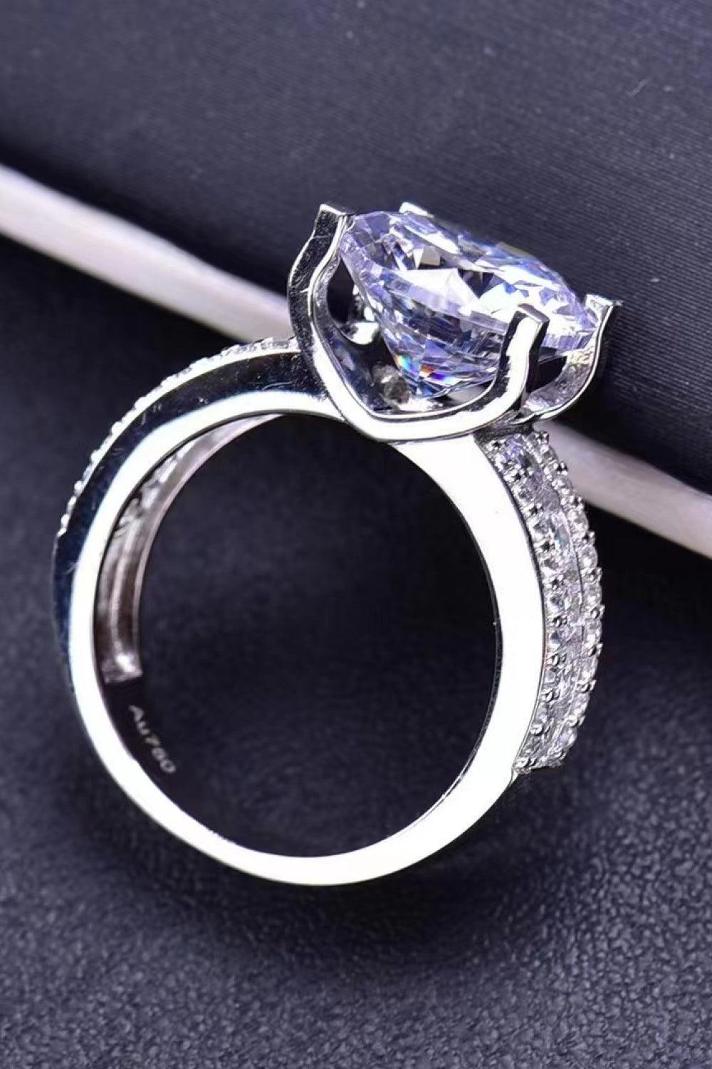 18K Platinum-Plated Moissanite Side Stone Ring - Trendsi