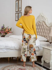 Round Neck Top and Printed Pants Lounge Set - Trendsi
