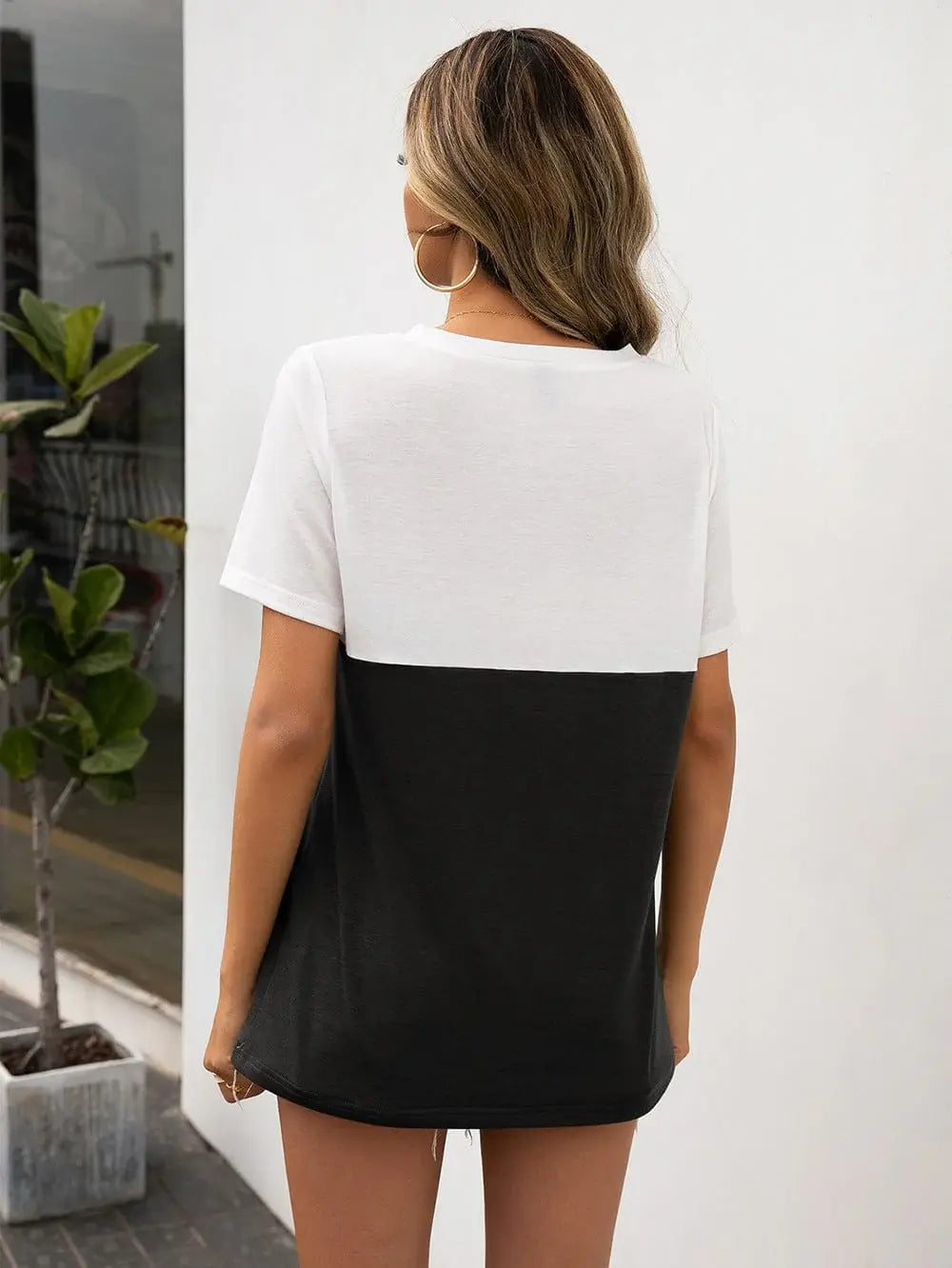 Color Block V-Neck Short Sleeve Tee - Trendsi - Flyclothing LLC
