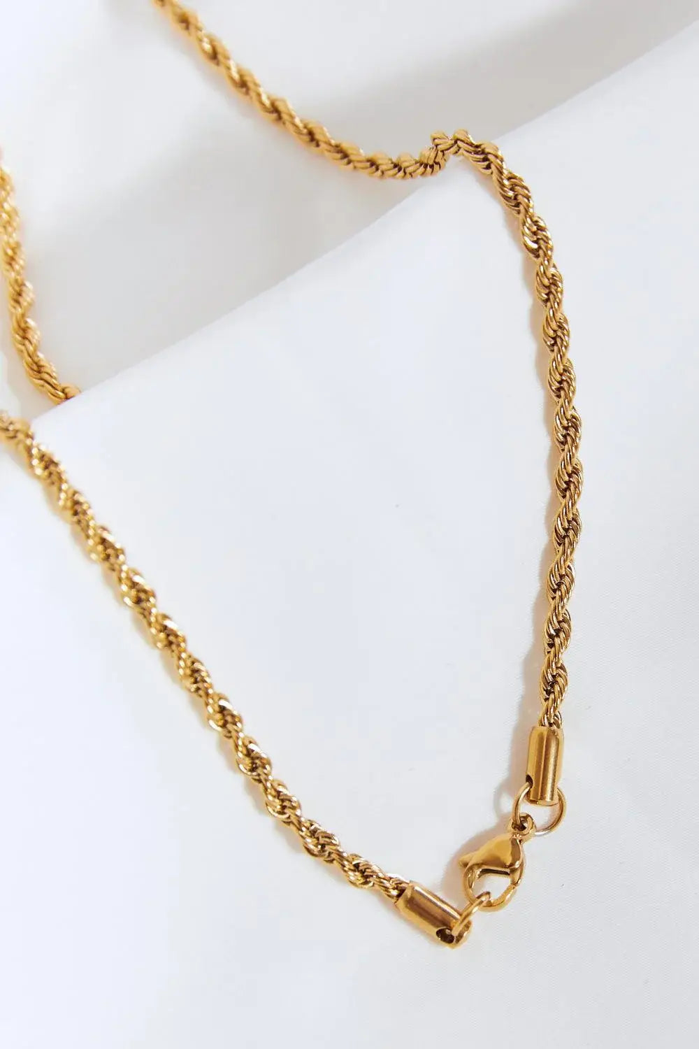 GNJ MANUFACTURING Cubic Zirconia Lightning Pendant Necklace - Trendsi - Flyclothing LLC